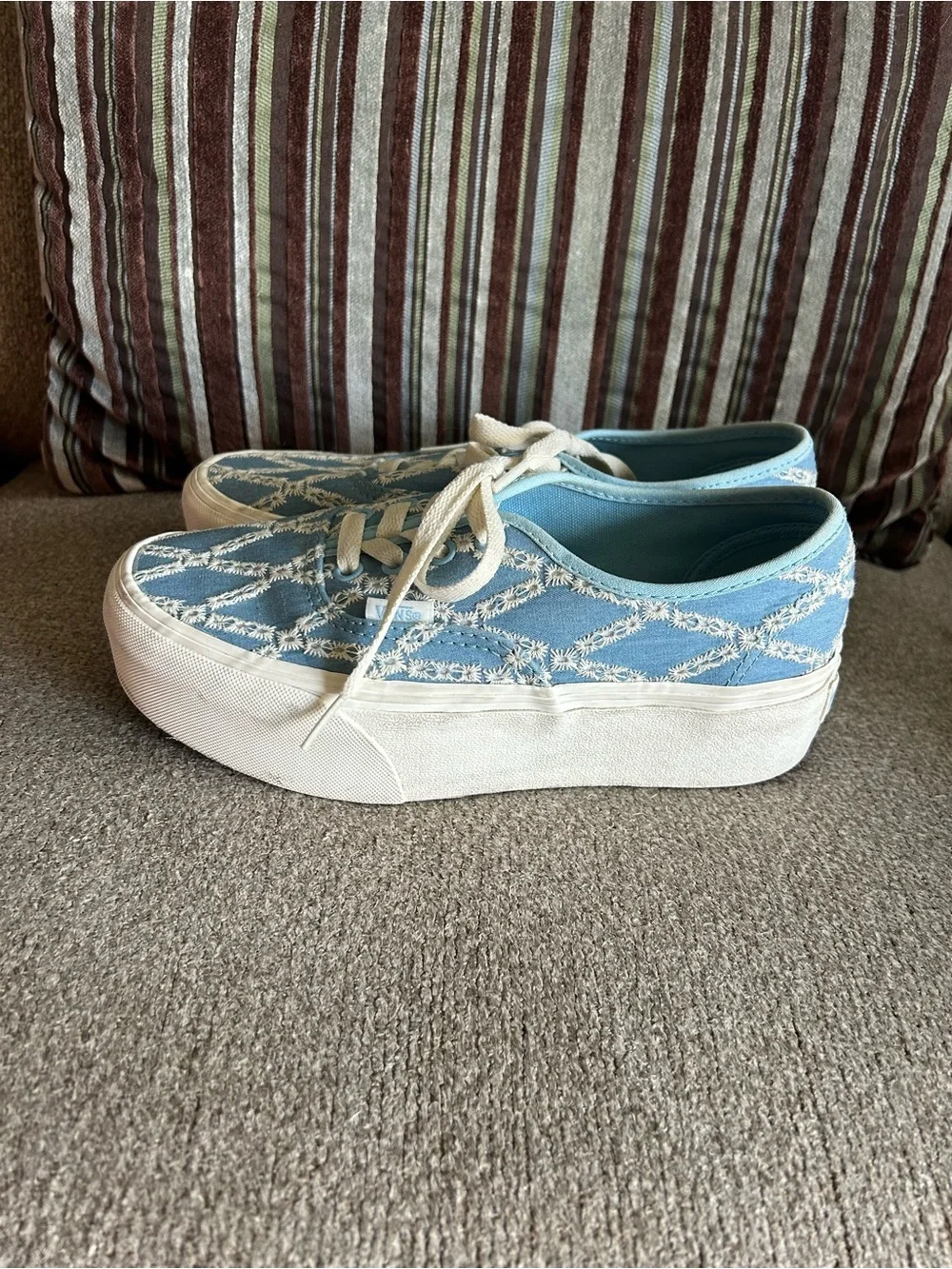 Vans women’s authentic